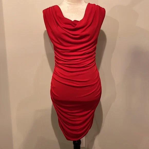 Casting women’s small red cocktail dress size T1 (2-4) - Picture 1 of 14